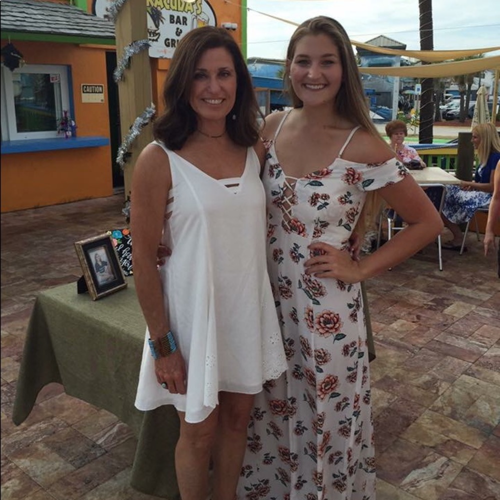 FOREVER 21 floral maxi dress